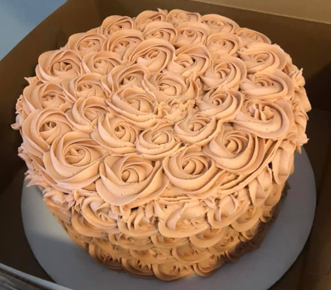 Specialty Cake · custom cake by Zugar Coma Zweetz